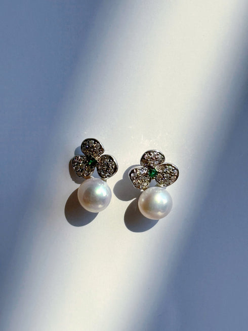 Floral Leaf Green Zirconia Pearl Earrings - Natural Beauty